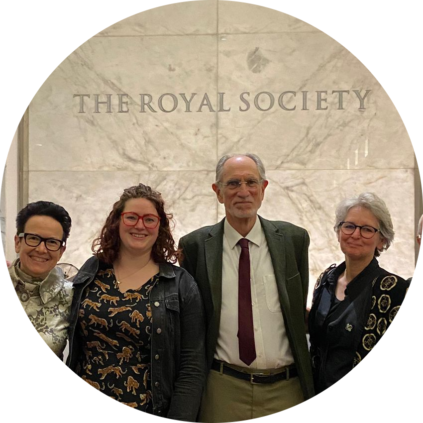 What are scientific institutions for?
